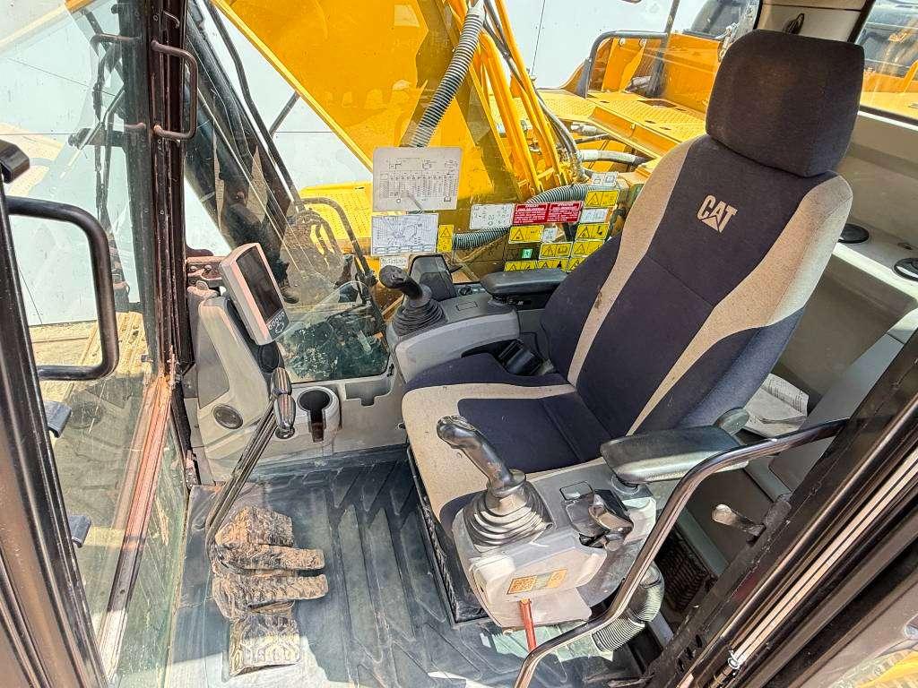 Caterpillar 320FL - Hammer Lines / Automatic Greasing Photo 8