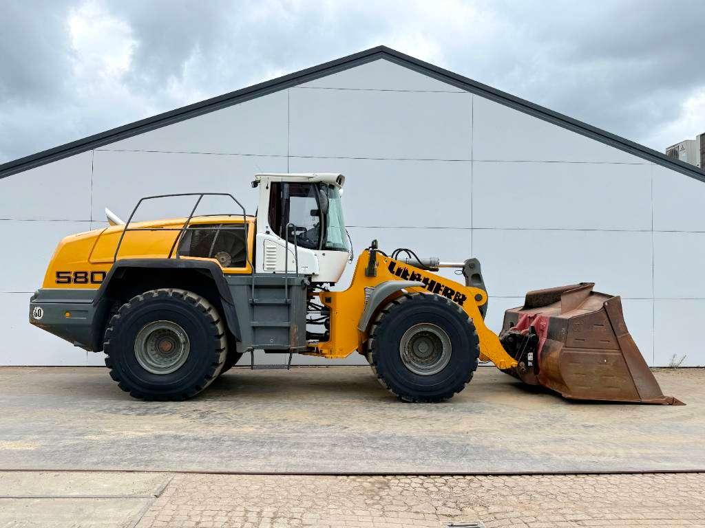 Liebherr L580 - Quick Coupler / 4 Good Tyres! Photo 6