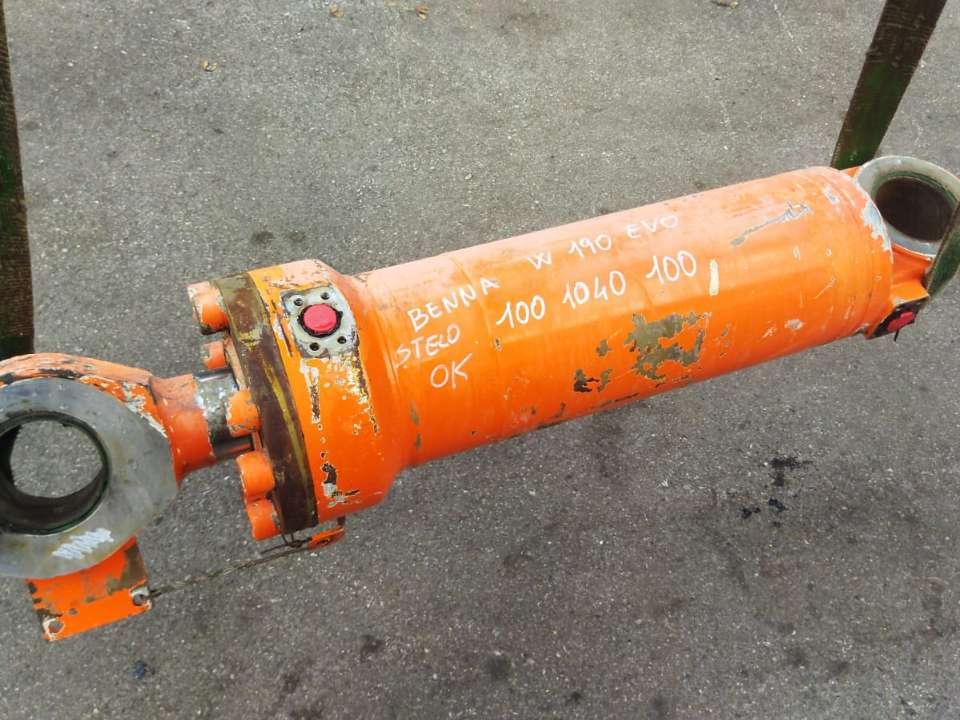Bucket rotation piston for Fiat Hitachi W 190 Photo 1