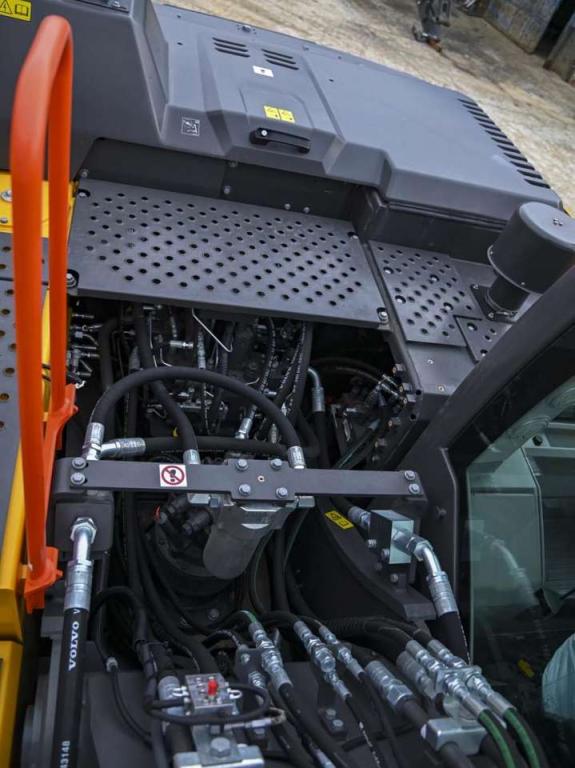 Volvo EC210FNL5 Photo 14