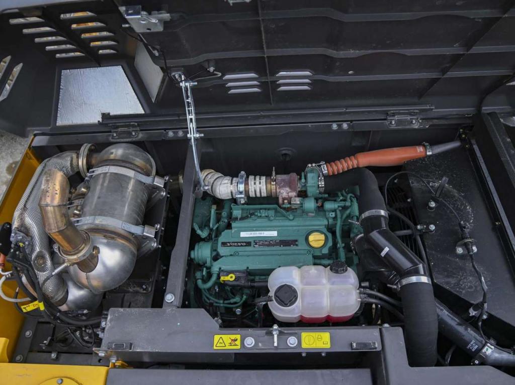 Volvo EC210FNL5 Photo 15