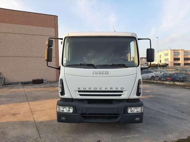 Iveco Eurocargo ML 120E18 Photo 8