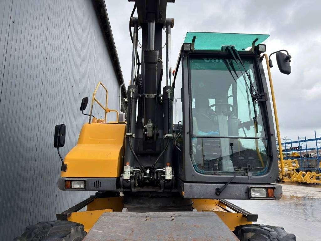 Volvo EW160D Photo 14