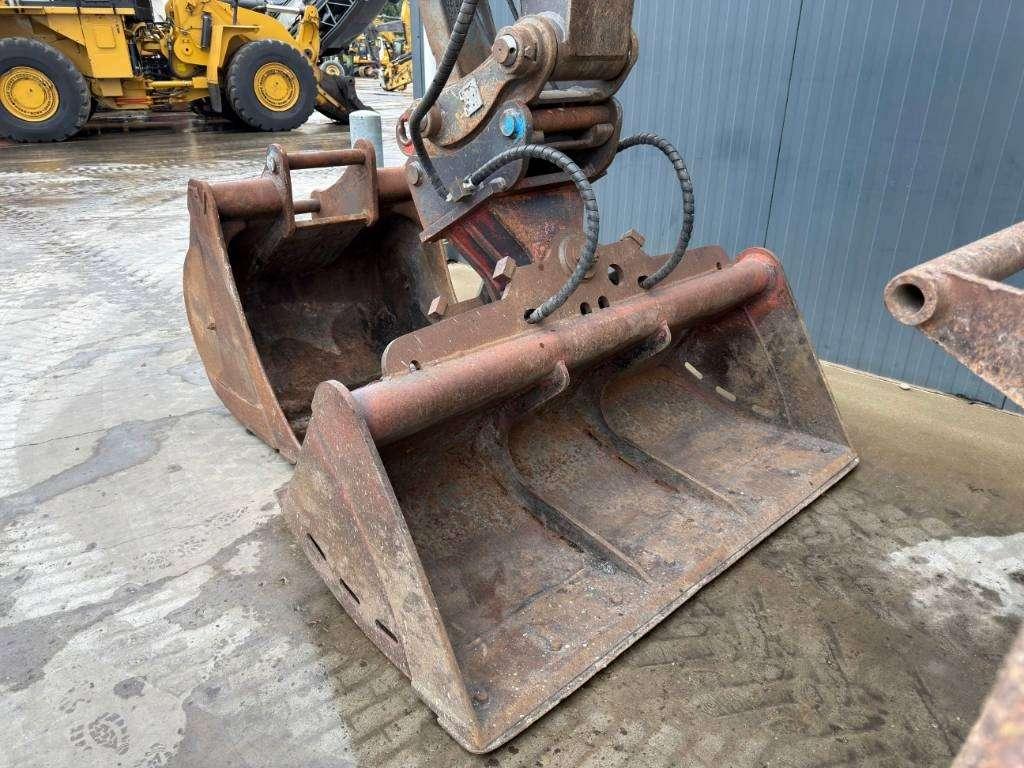 Volvo EW160D Photo 16