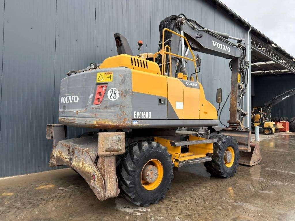 Volvo EW160D Photo 6