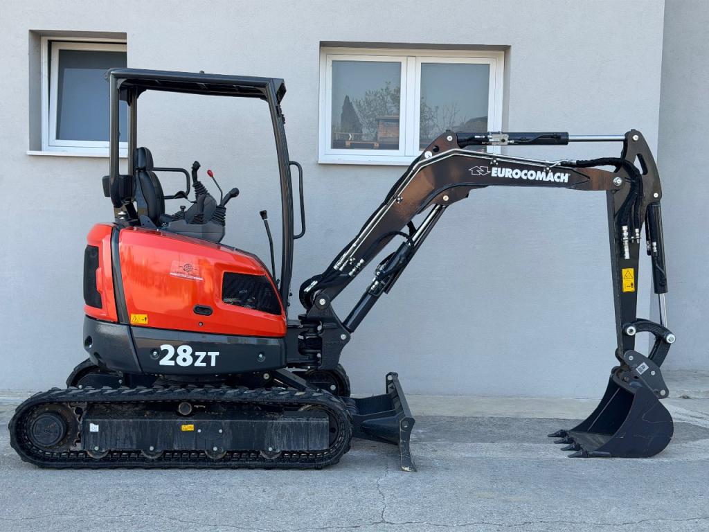 Eurocomach 28ZT Photo 1