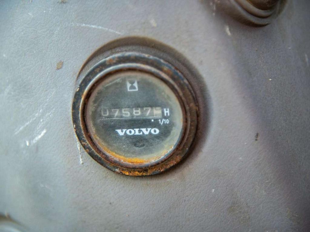 Volvo ECR235CL Photo 10