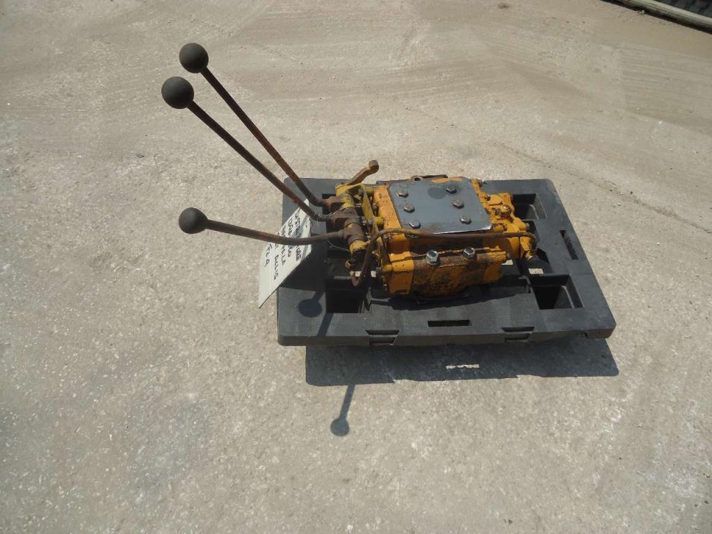 Hydraulic distributor for Fiat Allis FL4C-D-L- Photo 2