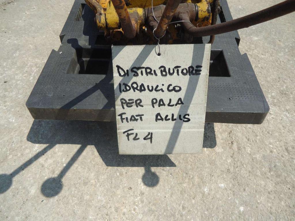 Hydraulic distributor for Fiat Allis FL4C-D-L- Photo 5