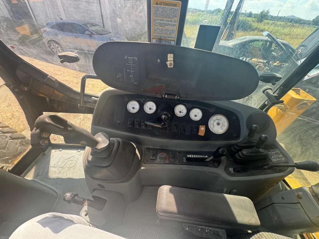 Caterpillar 432D Photo 3