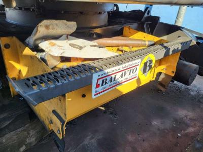 Volvo steps 14622725 for Volvo EW140D, EW160D, EW160E... sold by Balavto