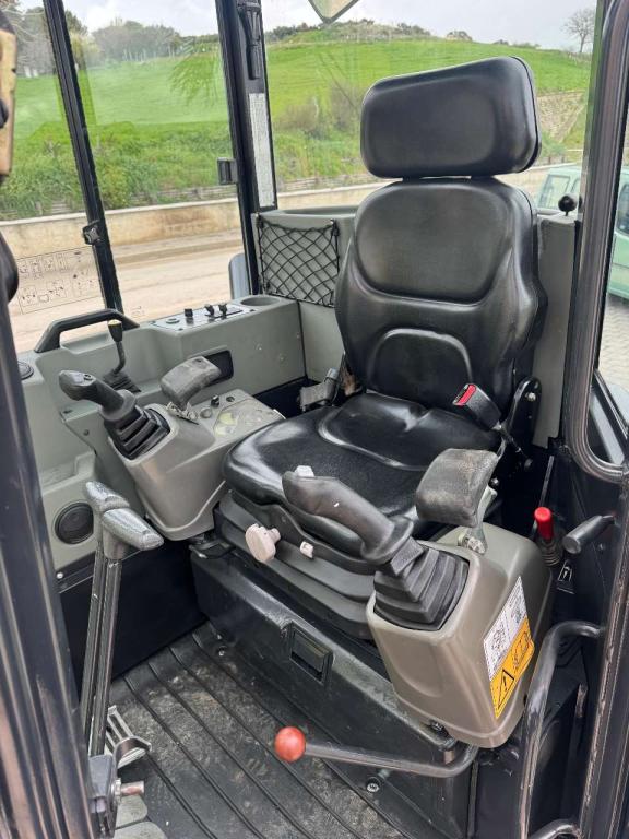 Yanmar VIO 50-U Photo 8