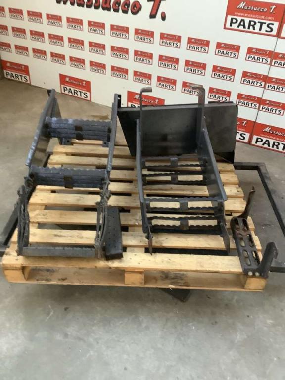 Stair for Hitachi ZW250-6 Photo 1