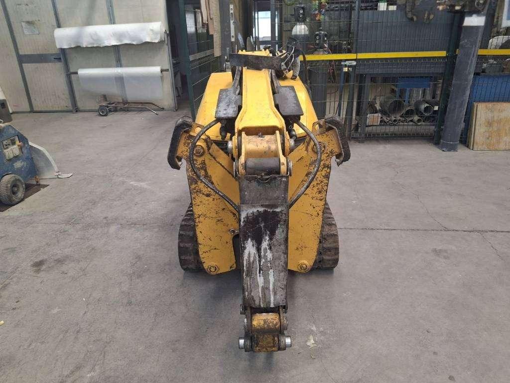 Brokk 170 Photo 3