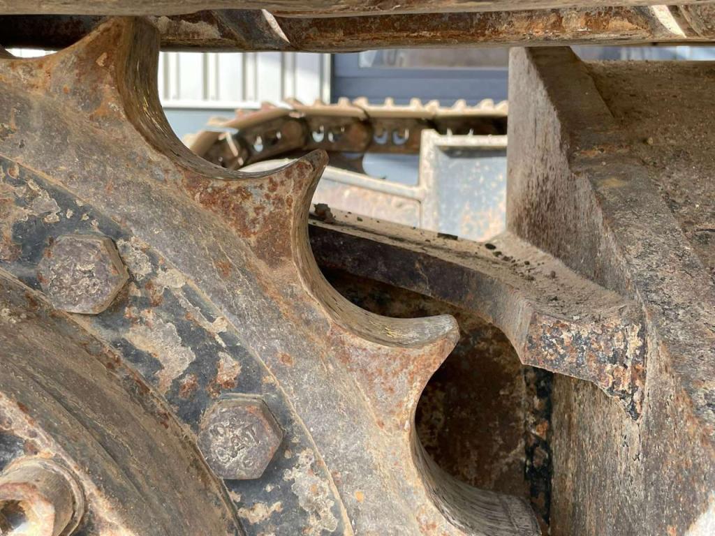 Caterpillar 328D Photo 13