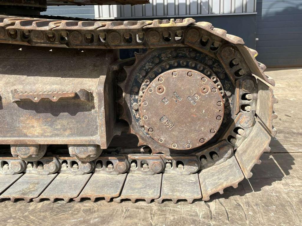 Caterpillar 328D Photo 17