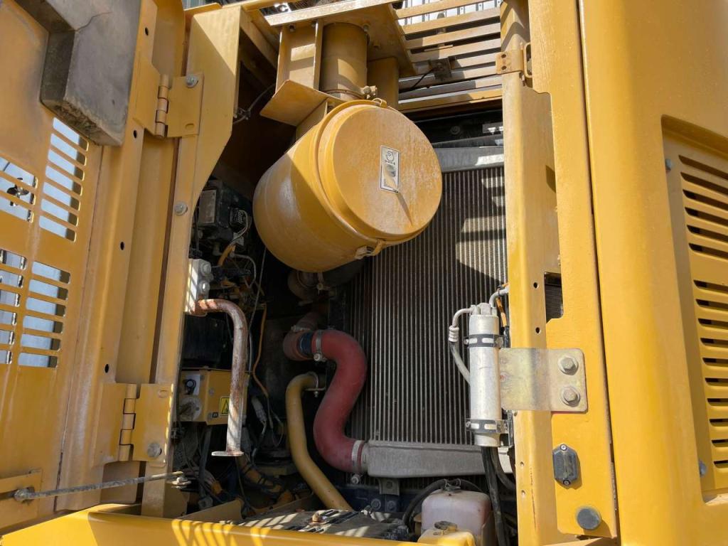 Caterpillar 328D Photo 30