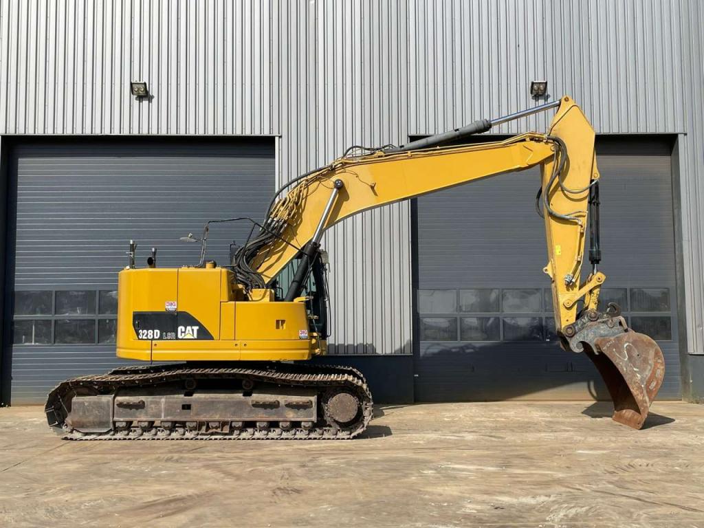 Caterpillar 328D Photo 6