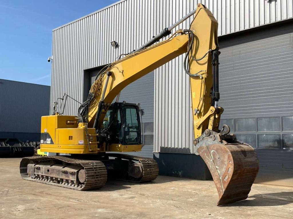 Caterpillar 328D Photo 7