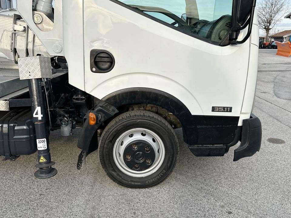 Nissan 35.11 MX 225 Photo 12