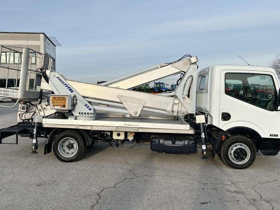 Nissan 35.11 MX 225 Photo 21