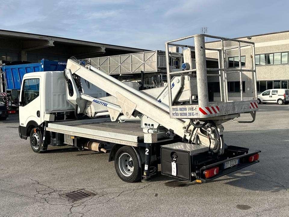 Nissan 35.11 MX 225 Photo 3