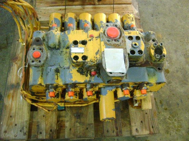Hydraulic distributor for Liebherr 942 Photo 1