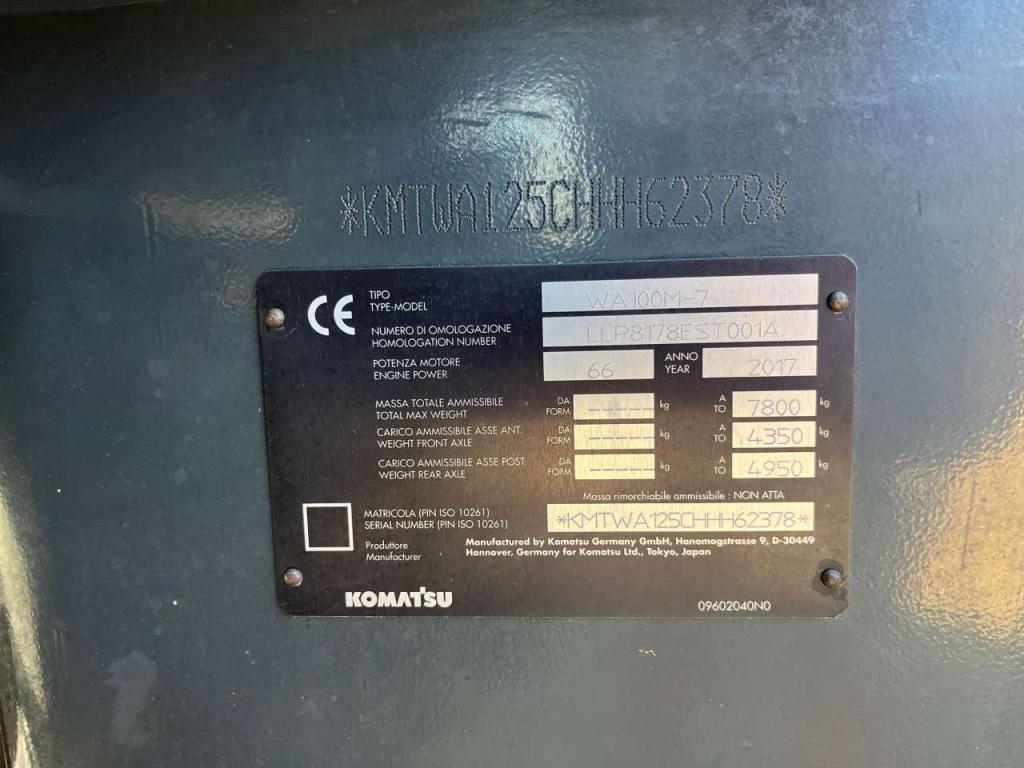 Komatsu WA100M-7 Photo 15