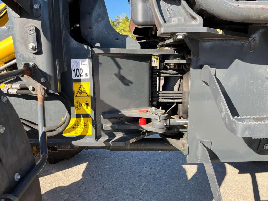 Komatsu WA100M-7 Photo 5