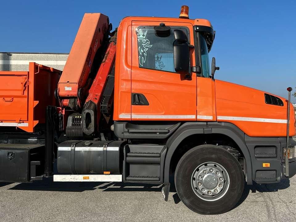 Scania T114 6x4  340CV Photo 4