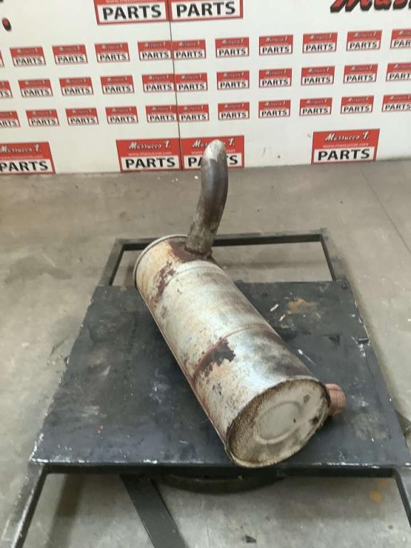 Muffler for New Holland E 385 Photo 2