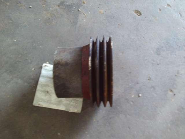 Pulley for Fiat Allis FE18 - MOTORE FIAT 8065.04 - N. 4758241 Photo 2