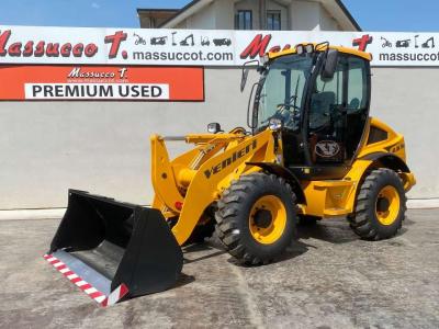 Venieri 463H sold by Massucco T. Srl