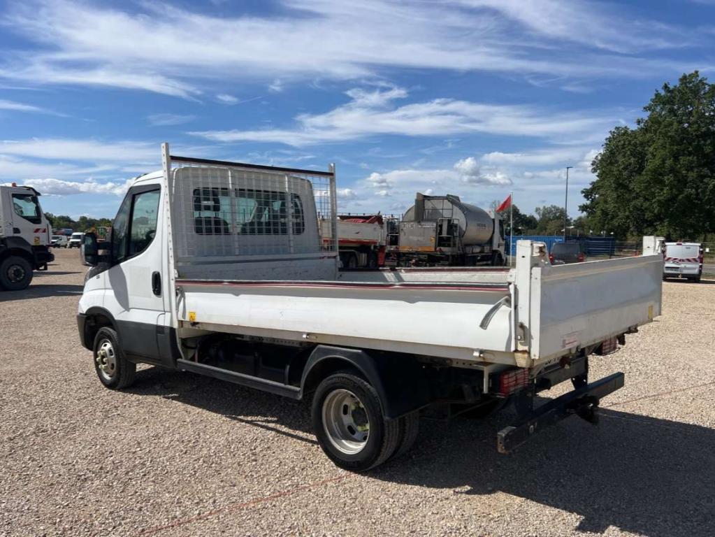 Iveco DAILY 35-140 Photo 6