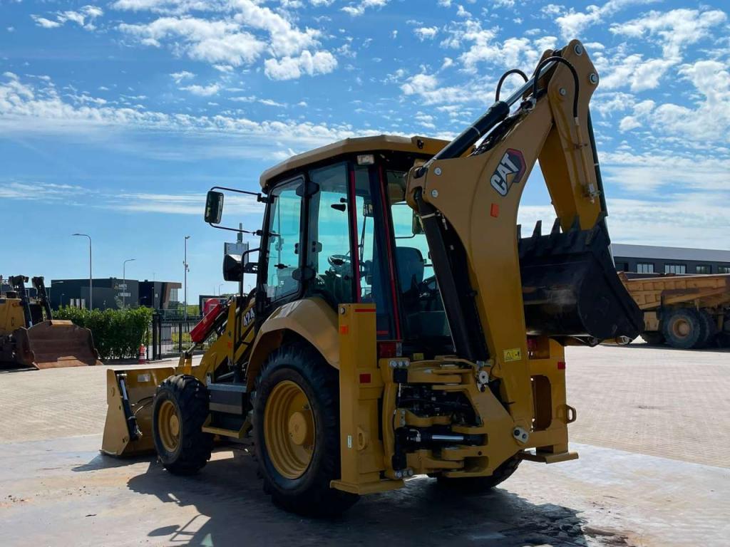 Caterpillar 424 Photo 5
