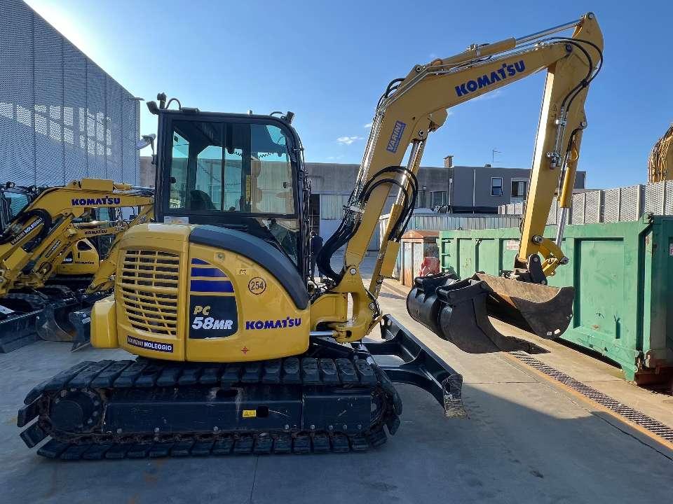 Komatsu PC58MR-5 Photo 1
