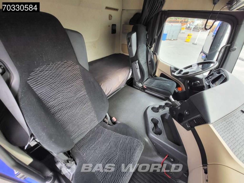 Mercedes-Benz Actros 2540 6X2 Photo 26