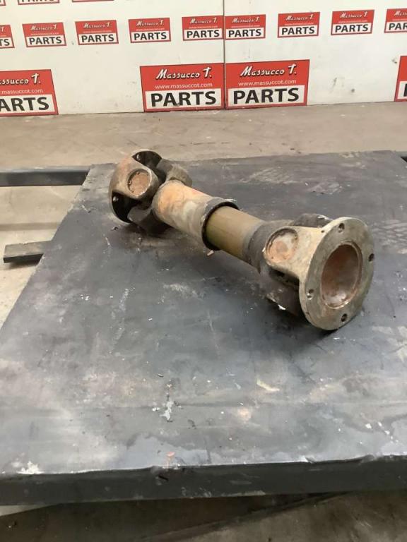 ALBERO DI TRASMISSIONE TRA PONTE E FRIZIONE PER IVECO 260/330 F 35 Photo 1