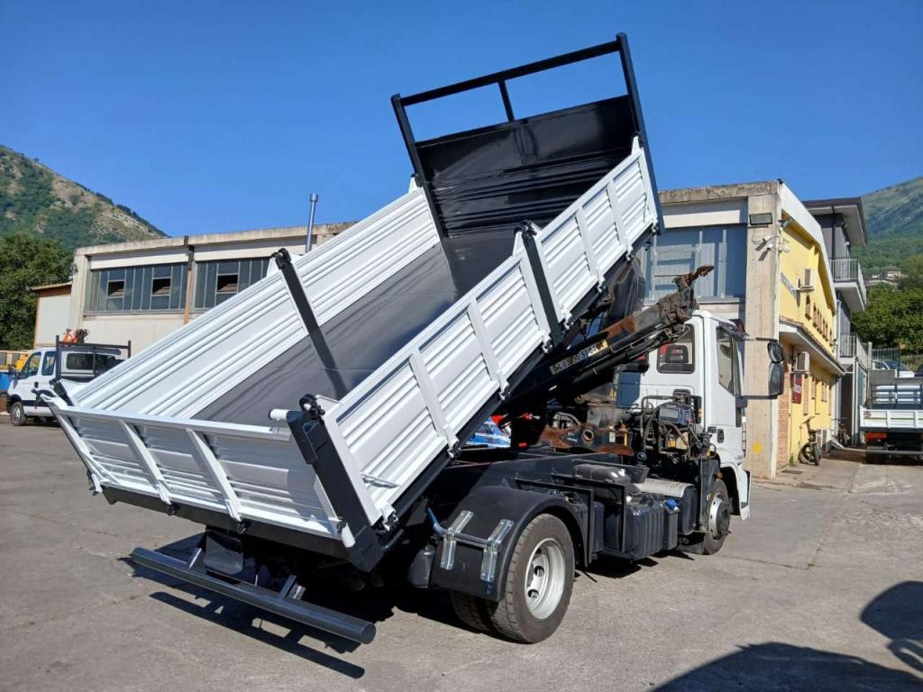 Iveco EUROCARGO ML120E28 Photo 15
