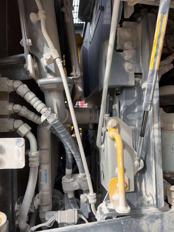 Komatsu WA380-8 Photo 3