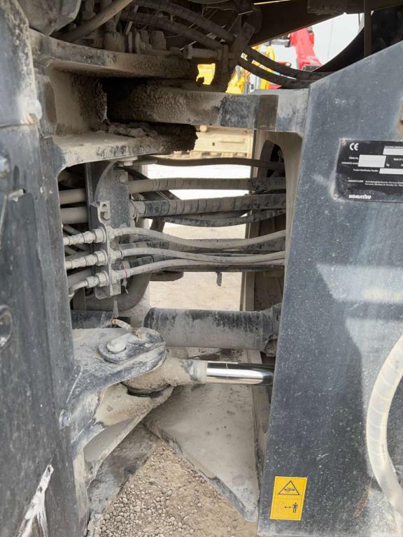 Komatsu WA380-8 Photo 7