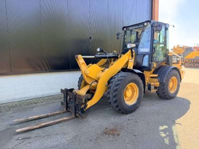 Caterpillar 908M | NEW TYRES sold by Smitma B.V.