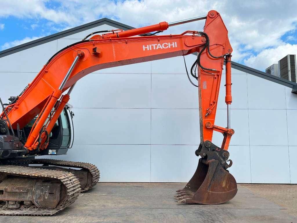 Hitachi ZX350LC-5 - Hammer Lines / Automatic Greasing Photo 16