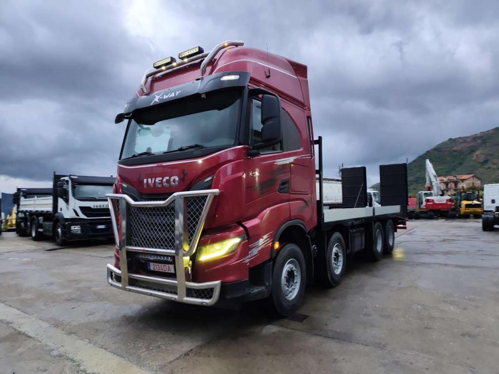 Iveco X-WAY 570 Photo 26