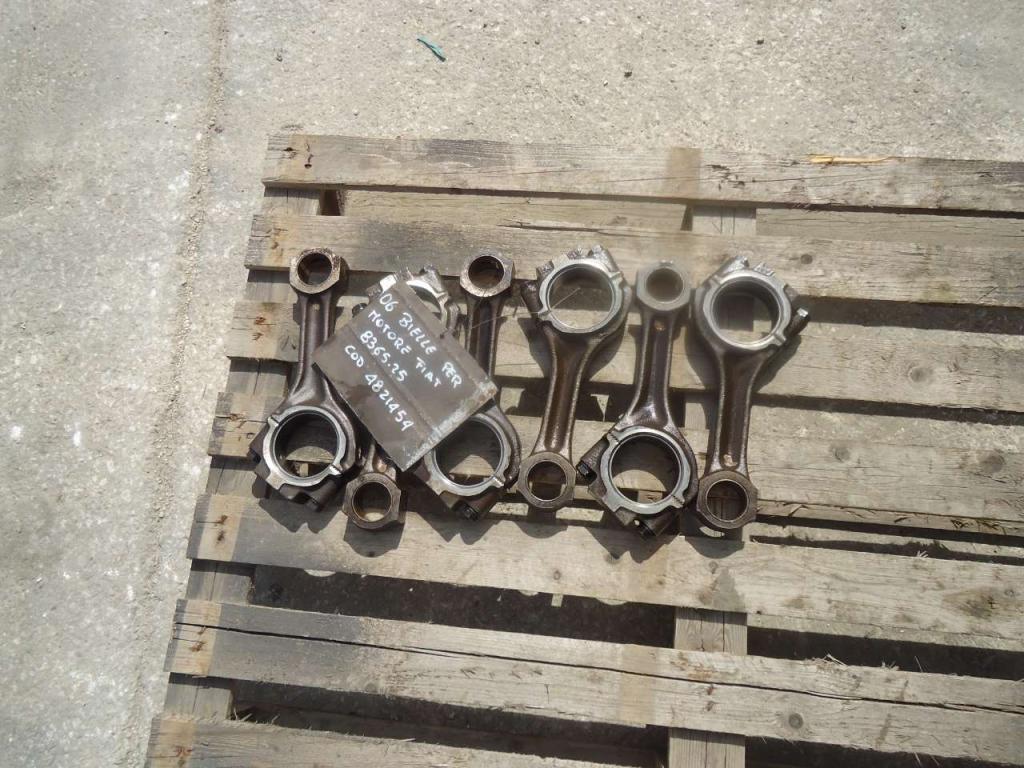 Engine connecting rod for MOTORE FIAT 8365.25 (CODICE 4821454) Photo 1