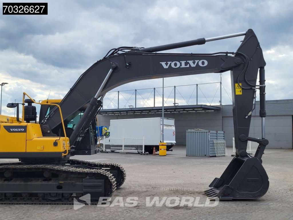 Volvo EC300 D L Photo 6