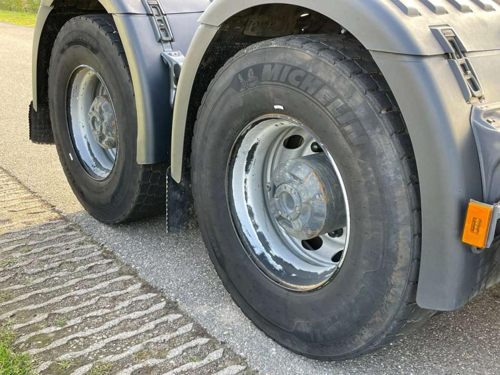 Scania R 730 A6X4NZ Photo 17