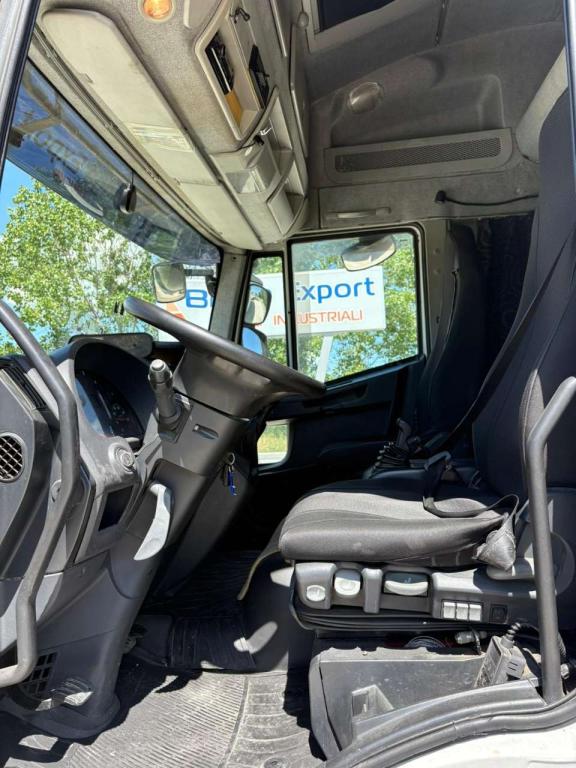 Iveco EUROCARGO 120E28 euro 6 ATTACCO BIGA Photo 8