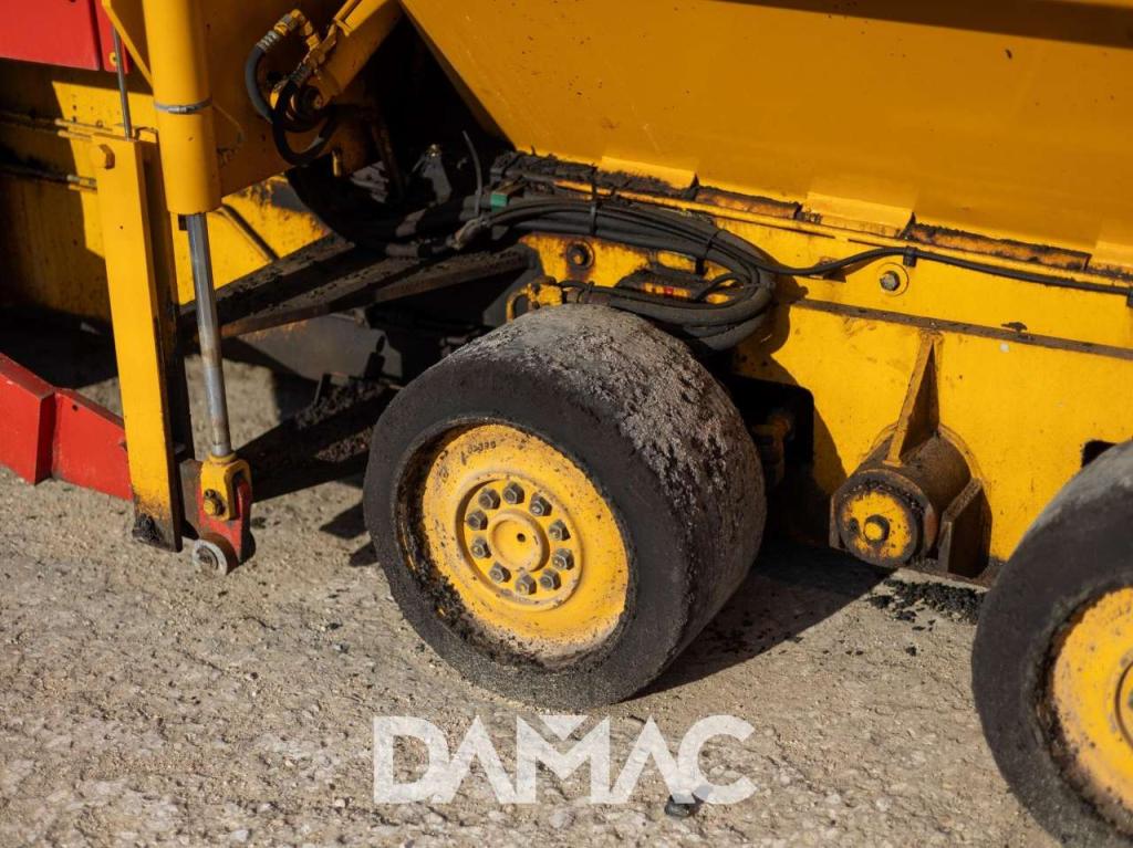 Dynapac F121-4W Photo 18