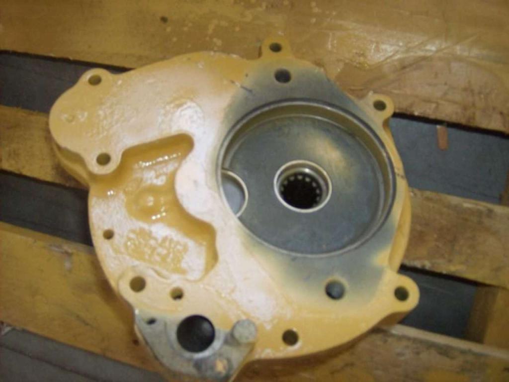 Hydraulic pump for Caterpillar D300D Photo 2